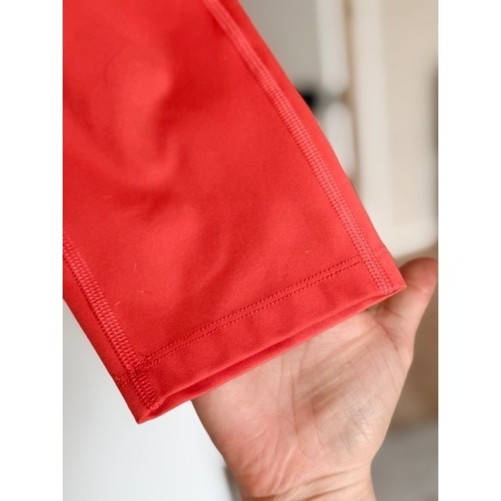 Girlfriend Collective Compressive High-Rise Capri Leggings Coral Size Small - Picture 5 of 10